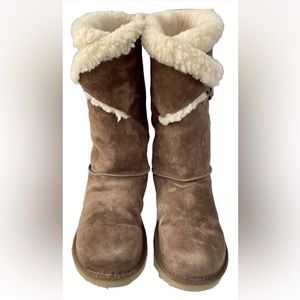 UGG AUSTRALIA BOOTS 100% LEATHER SHEEPSKIN SIZE 5 Brown